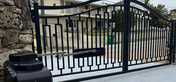 Swing Gate Opener with Keypad Racine